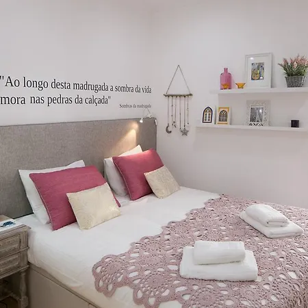 Apartamento Traveling To Mouraria